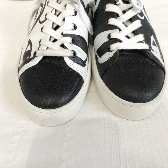 SCOLOCO BY CELIA WIDEMANN ARTELOCO BLACK WHITE GRAPHIC UNISEX LACE UP SNEAKERS - Picture 6 of 12